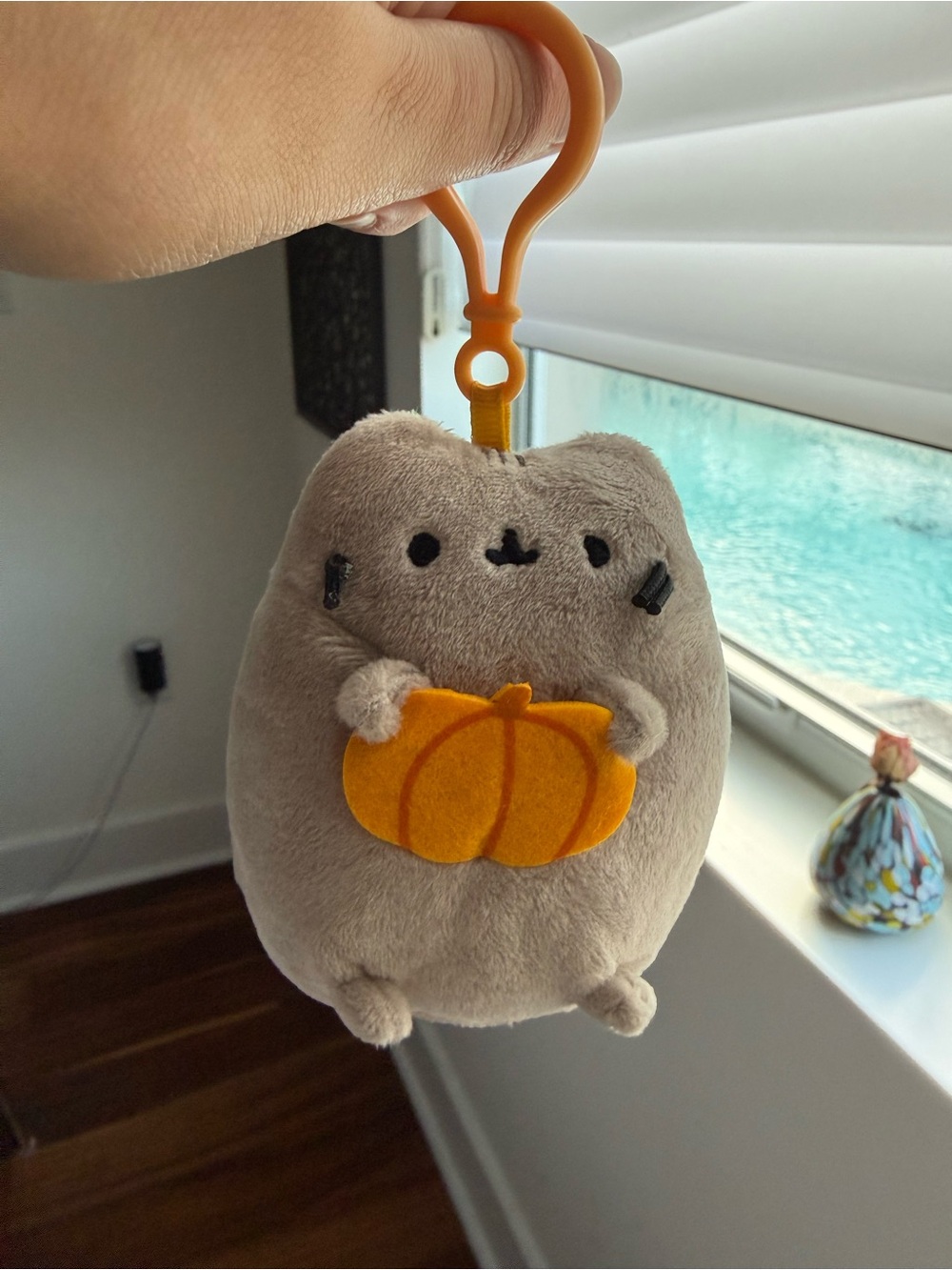 Pusheen Halloween Mystery Plush Keychain Pumpkin Gray New GUND